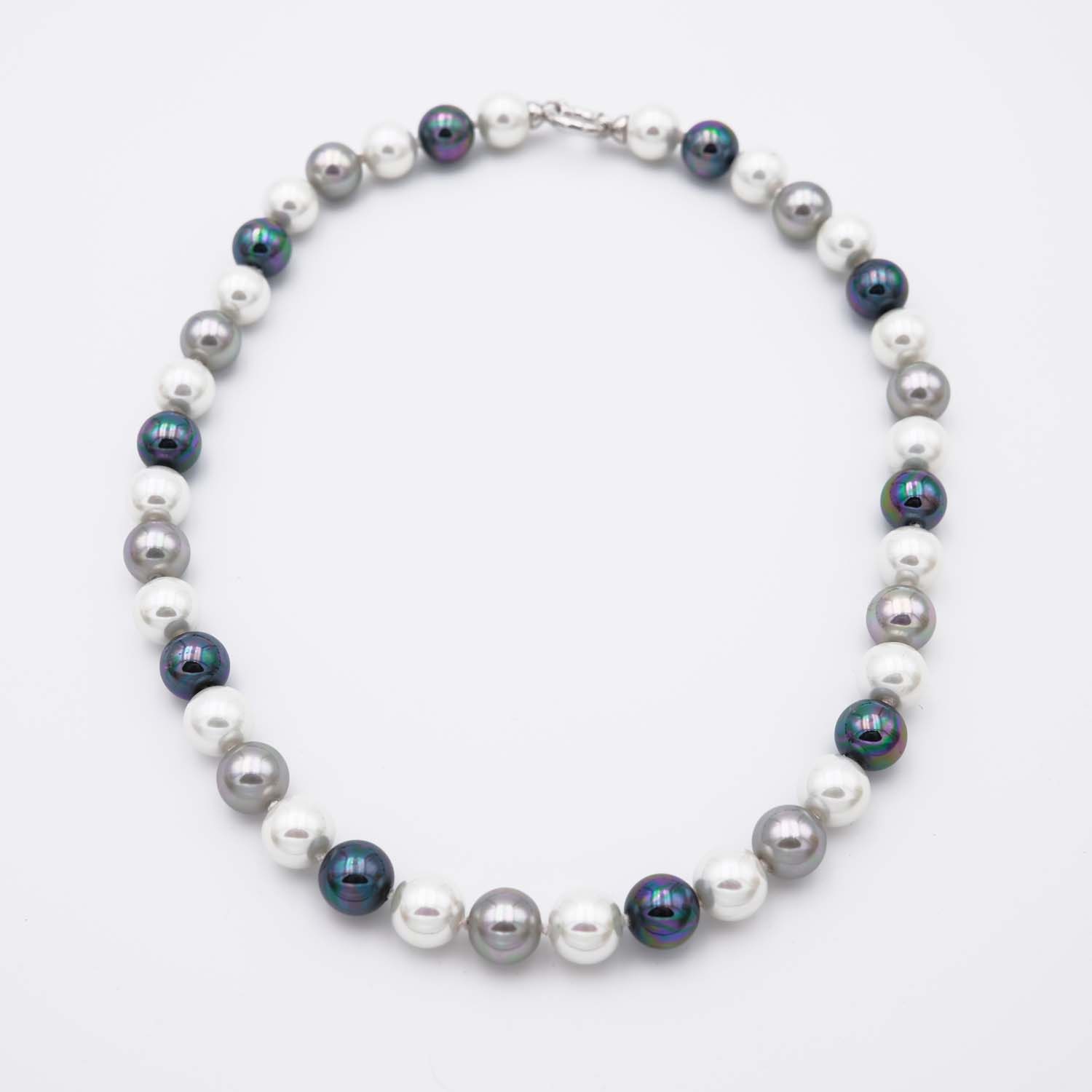 Collier en Perles de Majorque 12 mm Long. 50 cm France Perles