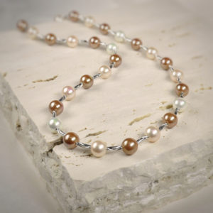 collier perles de majorque