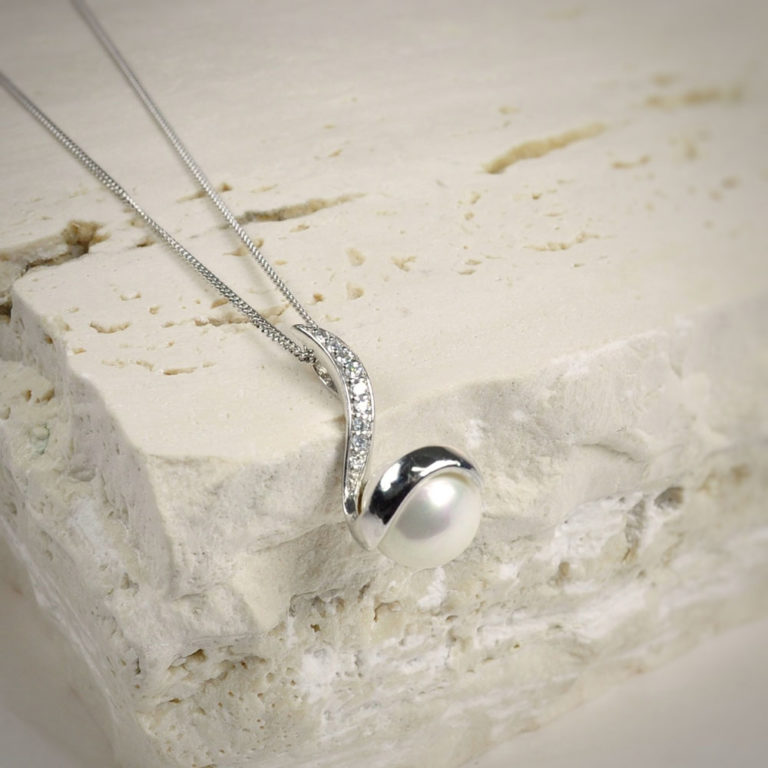 pendentif perle de majorque