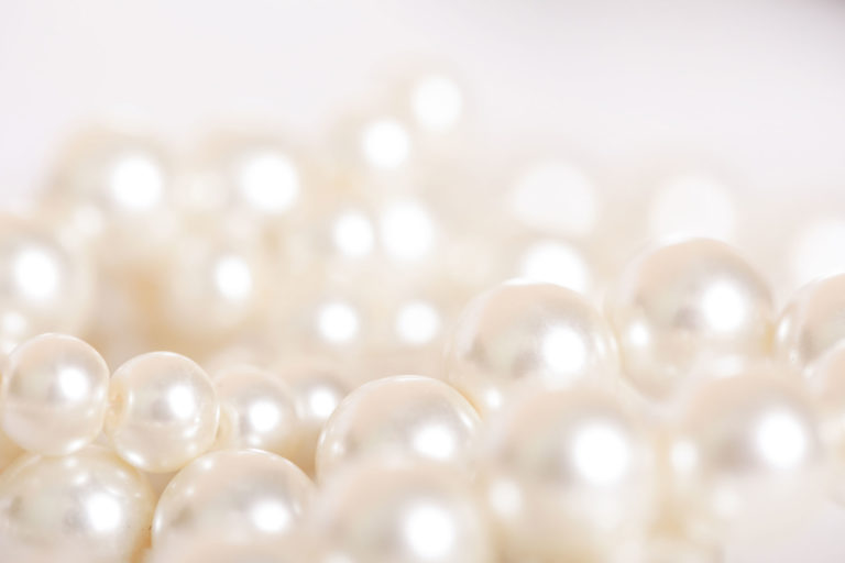 perles blanches pourquoi cette couleur